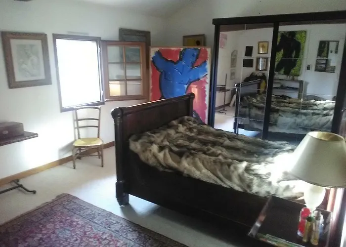 Nocleg ze śniadaniem L'atelier Du Grison Callen